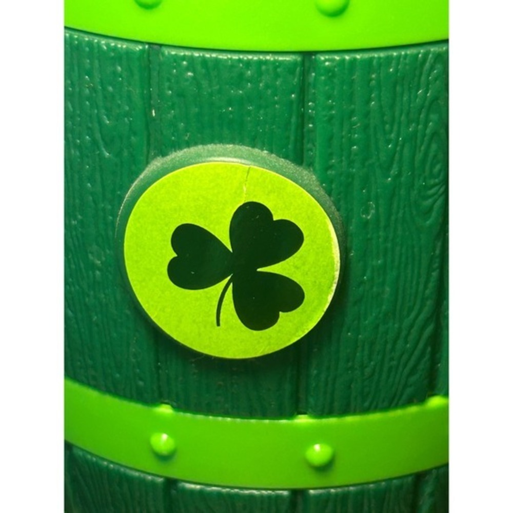 St Patricks Day Green Barrel Mug Set of 2 Plastic Shamrock Beer Stein with Straw - Picture 5 of 14
